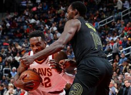  NBA战报：骑士加时奇迹，18分逆转开拓者豪取10连胜